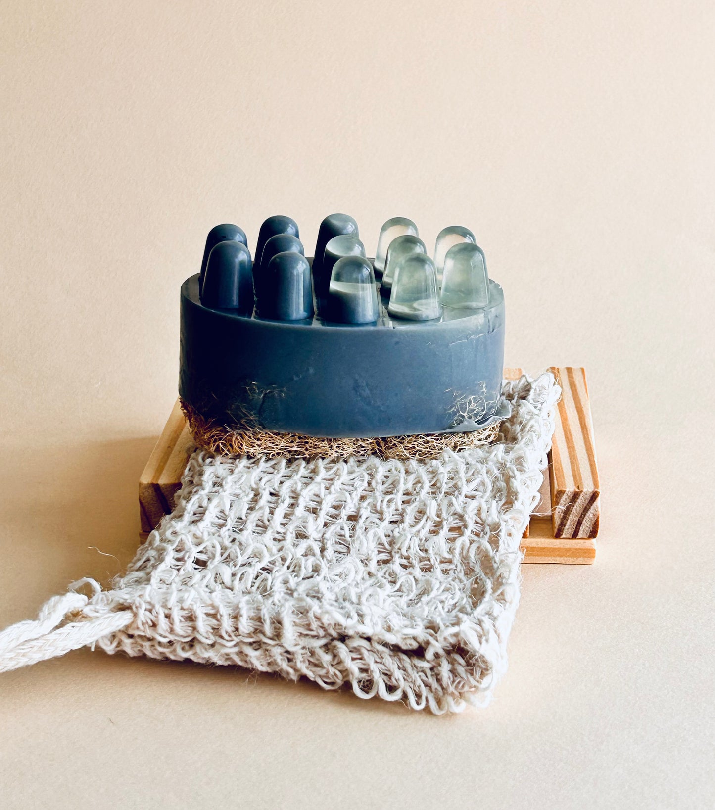 SAVON DE MASSAGE: CHARBON & PIN