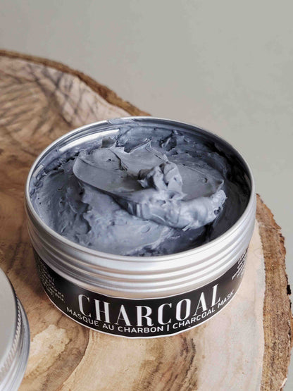 MASQUE DÉTOXIFIANT AU CHARBON VÉGÉTAL ACTIVÉ